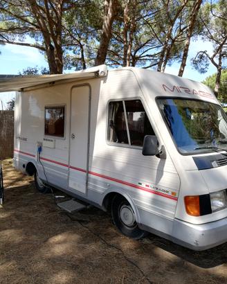 Noleggio piccolo motorhome 5 metri