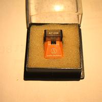 Stili puntine nos e testine per giradischi