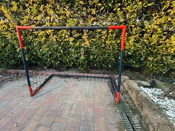 Salterello e porte da calcio