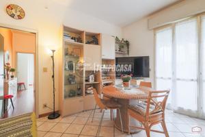 QUADRILOCALE CON TERRAZZO