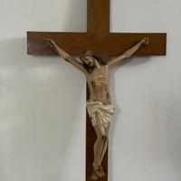 Antico crocifisso cartaoesta leccese