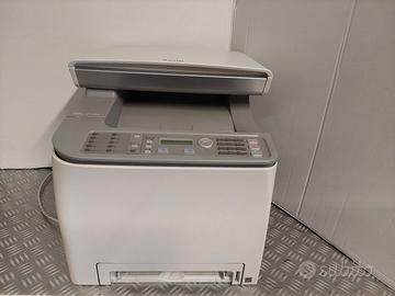 Stampante multifunzione laser a colori