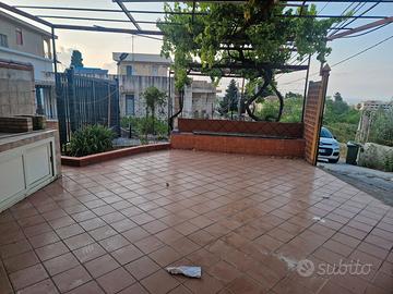 Carini casa indipendente con posto auto