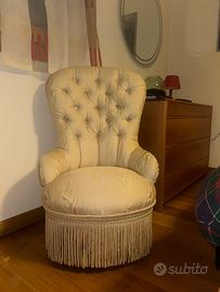 Poltroncina vintage da camera