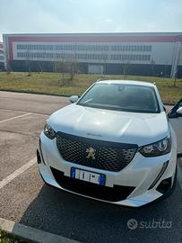 PEUGEOT 2008 Allure Pack