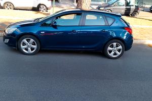 Astra 2013 CDTi 1.6 COSMO SPORT SENSORI CRUISE