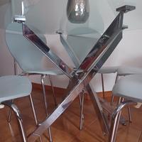 tavolo vetro e acciaio 