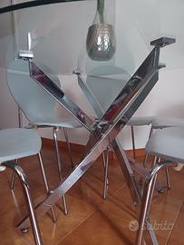 tavolo vetro e acciaio 