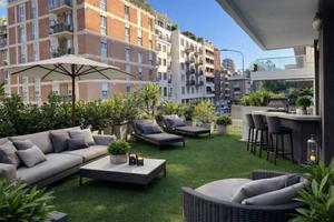 Appartamento di 350 m² con più di 5 locali a Milan