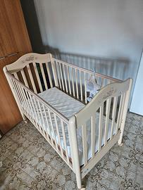 Lettino in legno con cassetto + materasso 