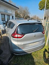 RENAULT GRAND SCENIC DEL 2016 PER RICAMBI