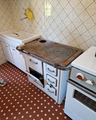 stufa economica  a legna