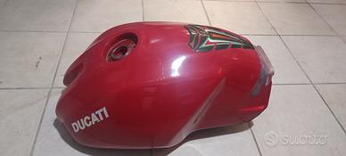 serbatoio Ducati Monster a carburatore