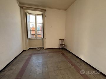 Due vani 70 mq con posto auto