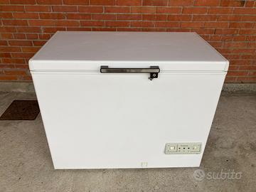 Freezer / Congelatore Ariston
