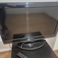 TOSHIBA LCD COLOUR TV MODEL Nr 32LV733G:
