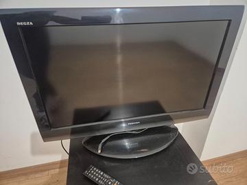 TOSHIBA LCD COLOUR TV MODEL Nr 32LV733G: