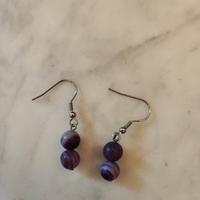 orecchini con perline viola