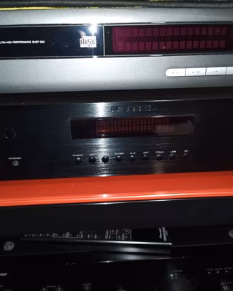 ROTEL RC‑1572 – Condizioni PARI AL NUOVO –
