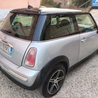 Mini 1.4 tdi One D de luxe