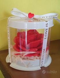 Bomboniere rosa realistica di sapone