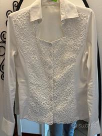 Camicia bianca con decori