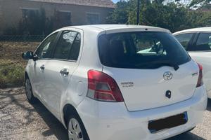 Toyota Yaris 1.0 Benzina 2011 – 122.000 km – Manut