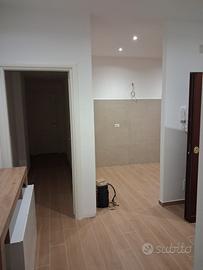 Imbianchino. Rasatore. Pittore. Ristrutturazione