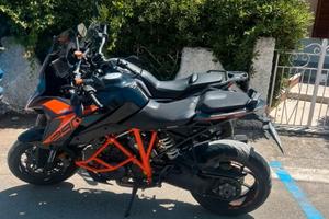 Ktm superduke gt 1290
