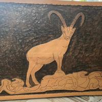Pannello decorativo in legno intagliato a mano