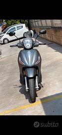 Piaggio Beverly 125