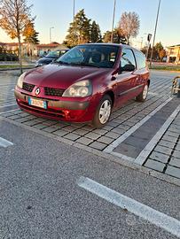 Renault Clio serie 2  2002