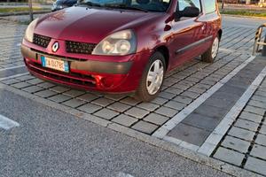 Renault Clio serie 2  2002