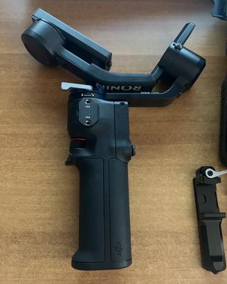 Dji Rs 3 mini + monitor videocamera + 2 batterie