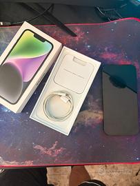iPhone 14 + cover + pellicola privacy