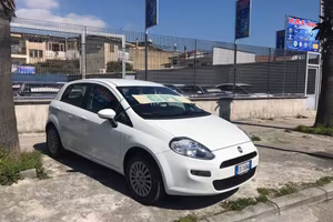 Fiat Punto 1.4 8V 77 CV 57 KW 5 porte Easypower Lo