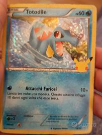 carta pokemon Totodile 25 anniversario