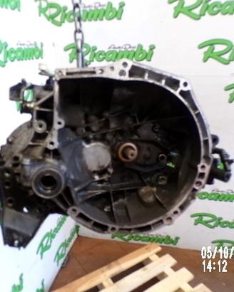 CAMBIO 5 MARCE PER PEUGEOT 208 A9 1.4 HDI 2012