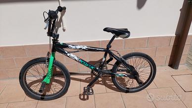 Bici BMX freestyle Montana