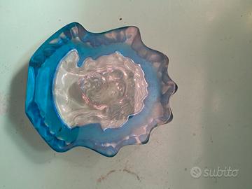 viso Gesù  cristo chiesa vetro blu trasparente 