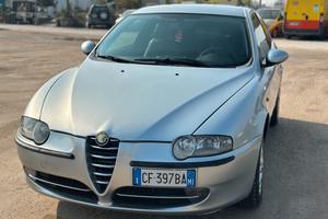 Alfa Romeo 147 1.9 JTD 16V cat 3 porte Progression