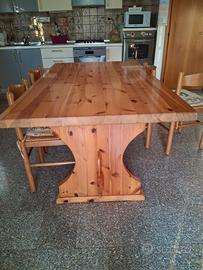 Tavolo in legno