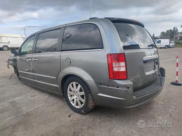 Chrysler grand 5oyager 5 rt 2.8 crd -ricambi