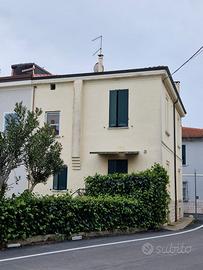 Soria, casa indipendente 180 mq. con giardino+gara