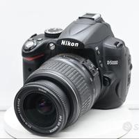 Nikon D5000 + Nikkor 18-55