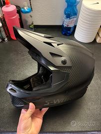 Casco Specialized Dissident M