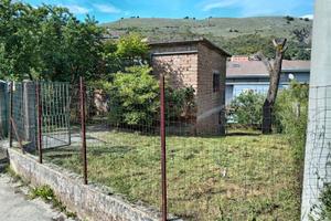 Terreno con rustico