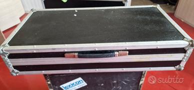 Fly case per mixer audio o luci