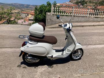 Scooter vespa 50