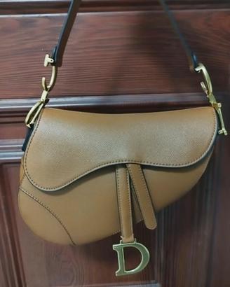 BORSA MODELLO SADDLE